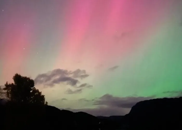 Ved Sjoen Med Batutleige *